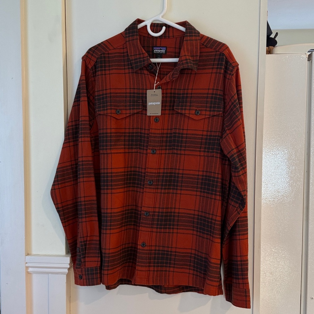 Patagonia Men's Fjord Flannel Shirt NWT Large